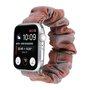 Elastisch scrunchie nylon bandje - Lichtrood / blauw - Geschikt voor Apple Watch 44mm / 45mm&nbsp;/ 46mm / 49mm