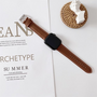 Premium Leather bandje - Bruin - Geschikt voor Apple Watch 38mm / 40mm / 41mm / 42mm