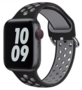 Siliconen sportband met gesp - Zwart + Grijs - Geschikt voor Apple Watch 44mm / 45mm&nbsp;/ 46mm / 49mm