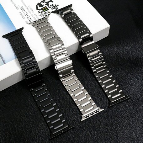 Titanium band - Zilver - Geschikt voor Apple watch 38mm / 40mm / 41mm / 42mm